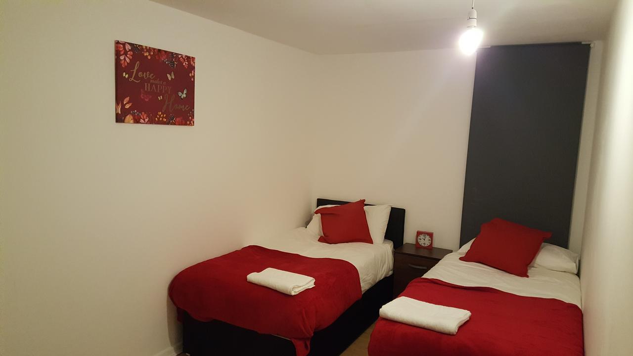 Vetrelax Basildon Newly Refurbished 3Bed House Aparthotel Esterno foto
