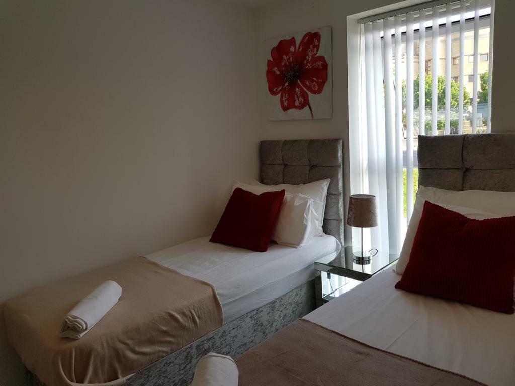Vetrelax Basildon Newly Refurbished 3Bed House Aparthotel Esterno foto